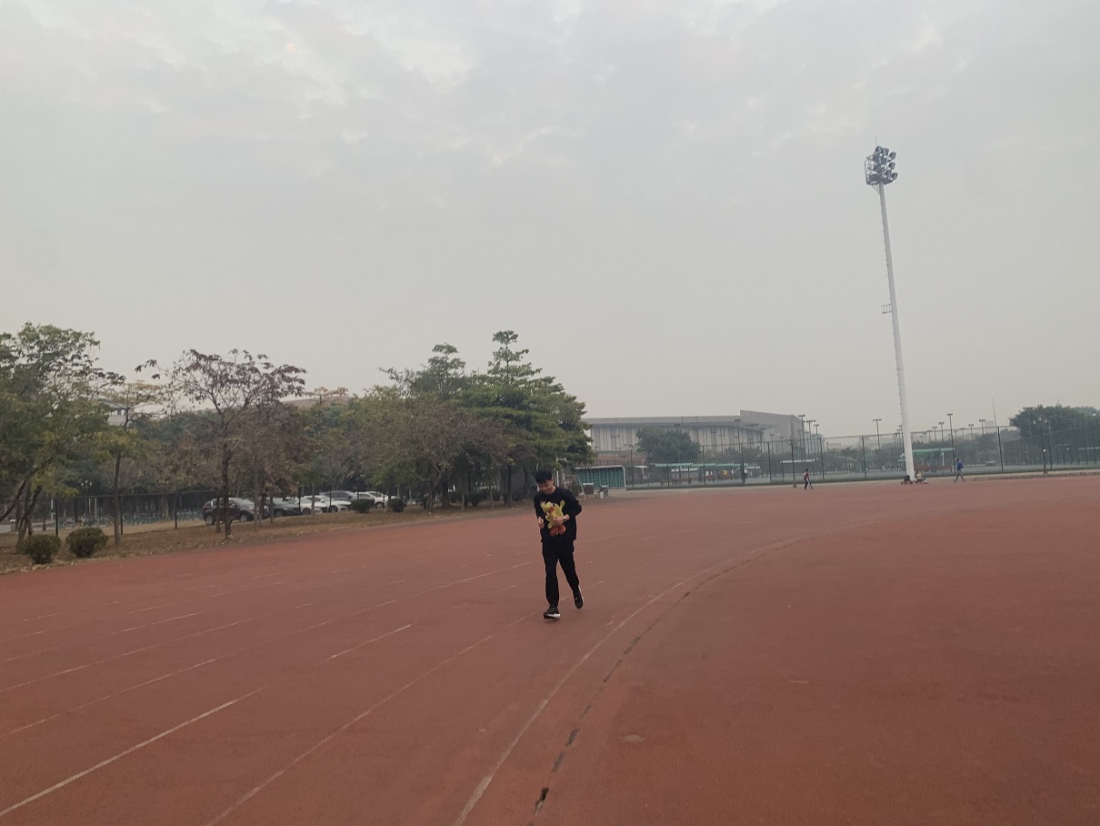 阳光跑步